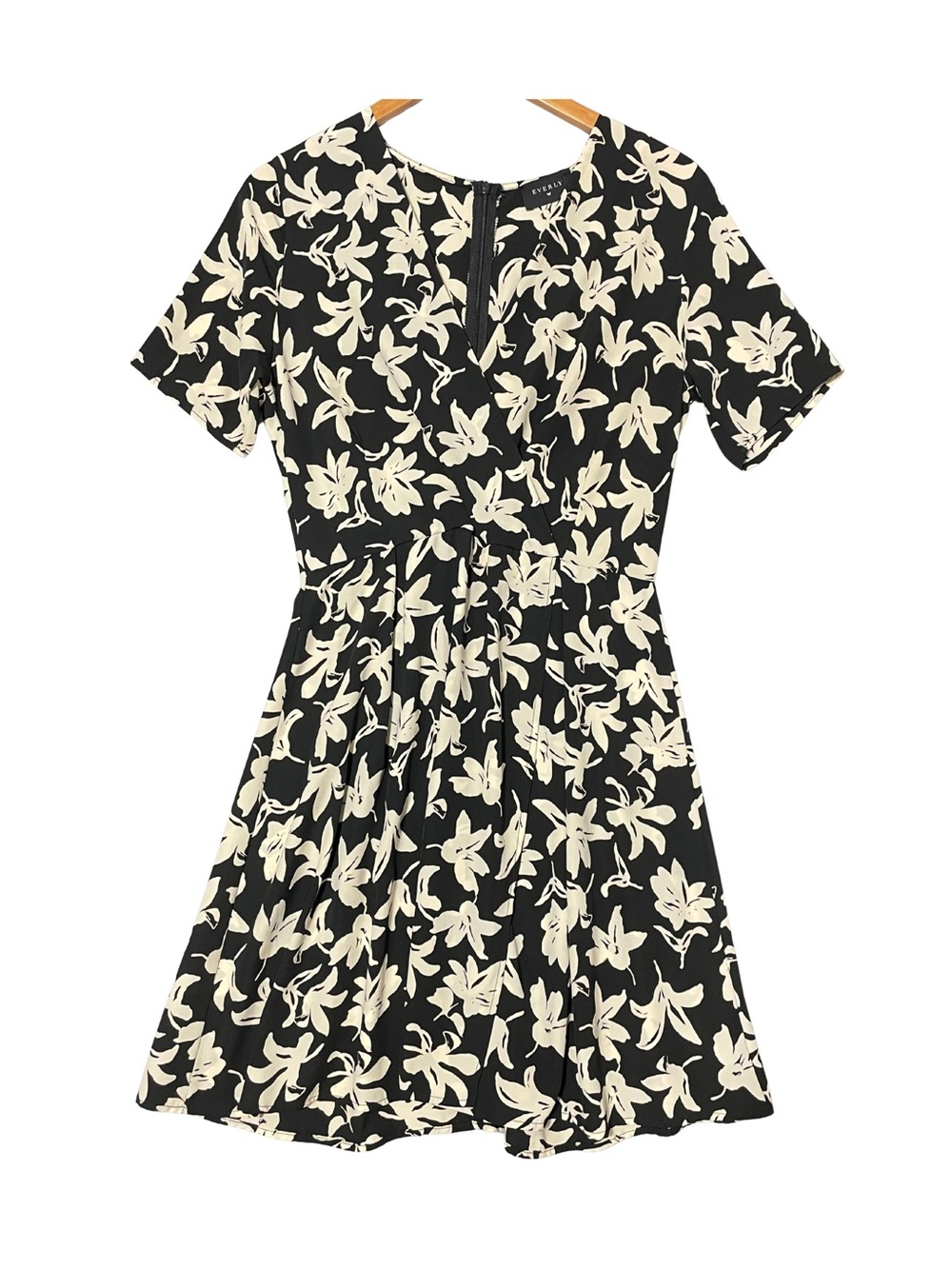 Everly Black Ivory Floral Fit & Flare Dress Made USA Medium